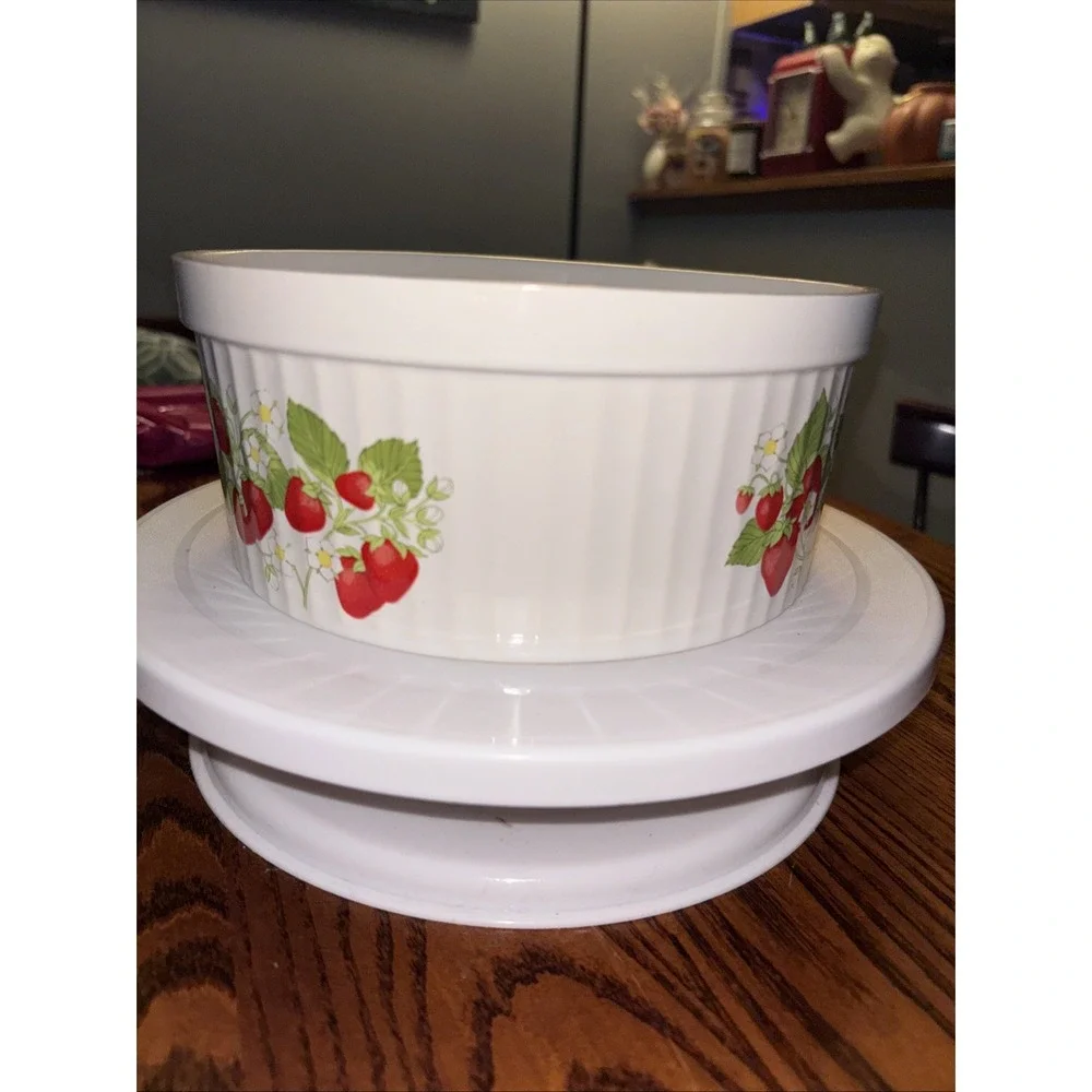 Action Stoneware Casserole/souffle Dish Round 8